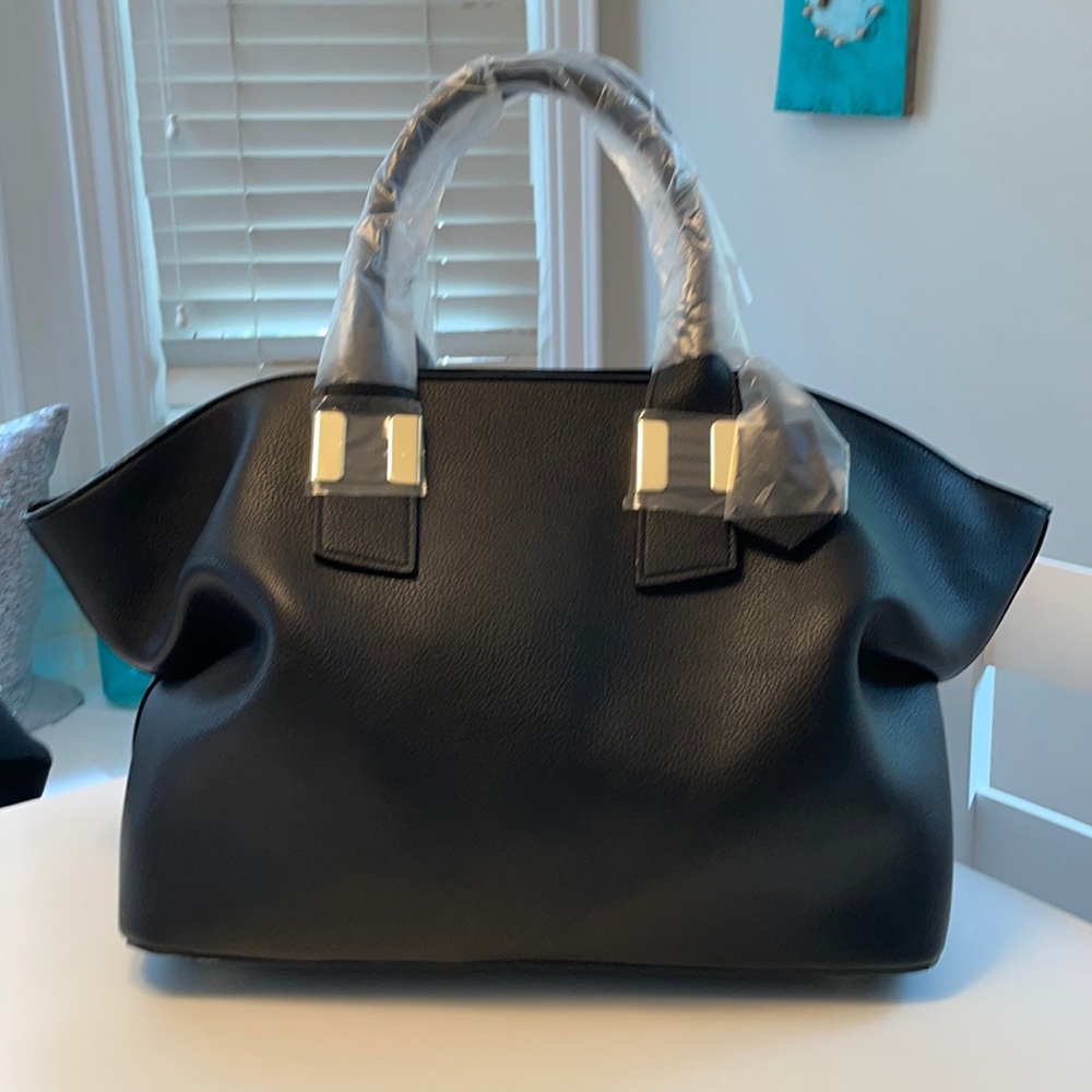 NWT Neiman Marcus large bag with crossbody strap